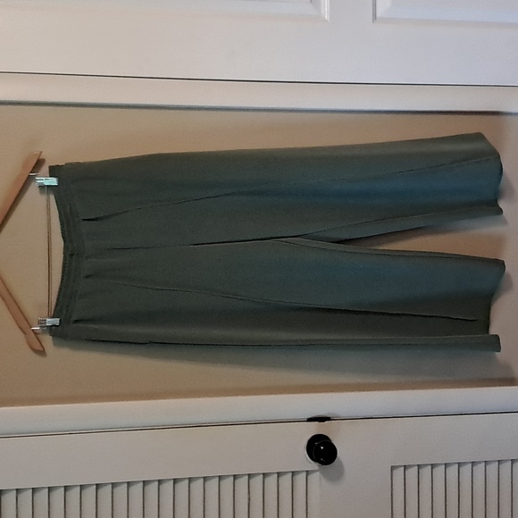 Victoria's Secret Featherweight Faded Sage Track Suit γPullover XL & Pant Lγ - Picture 7 of 13